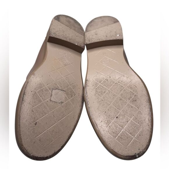 Chanel Quilted Flap Turnlock Loafers (40/10) - Picture 9 of 10